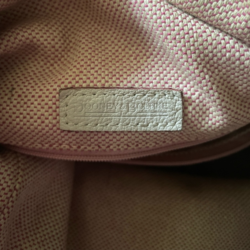 Dooney and Bourke Dillen Sac - Picture 5 of 13
